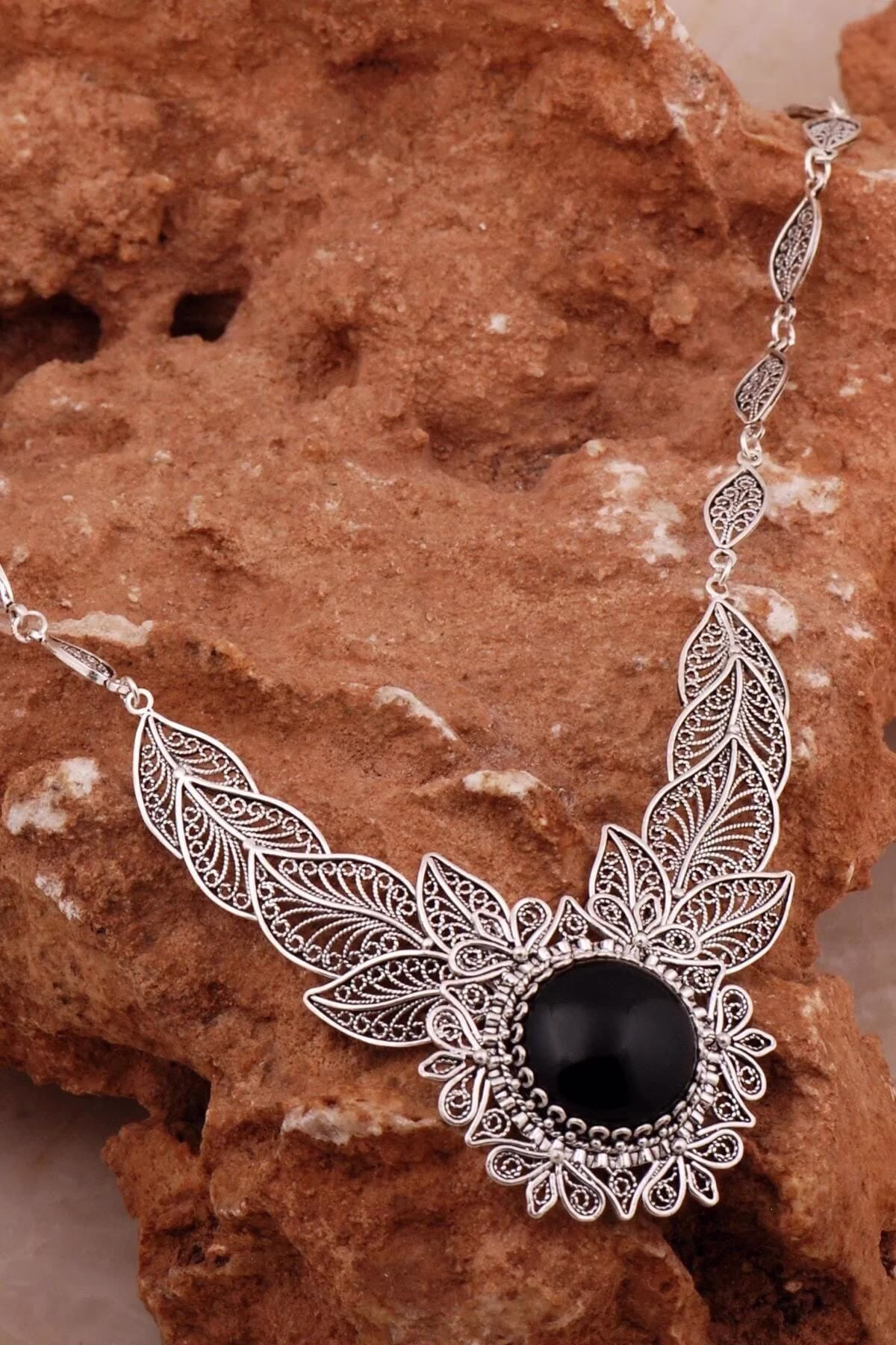 Handcrafted Silver Filigree Necklace with Onyx Stone