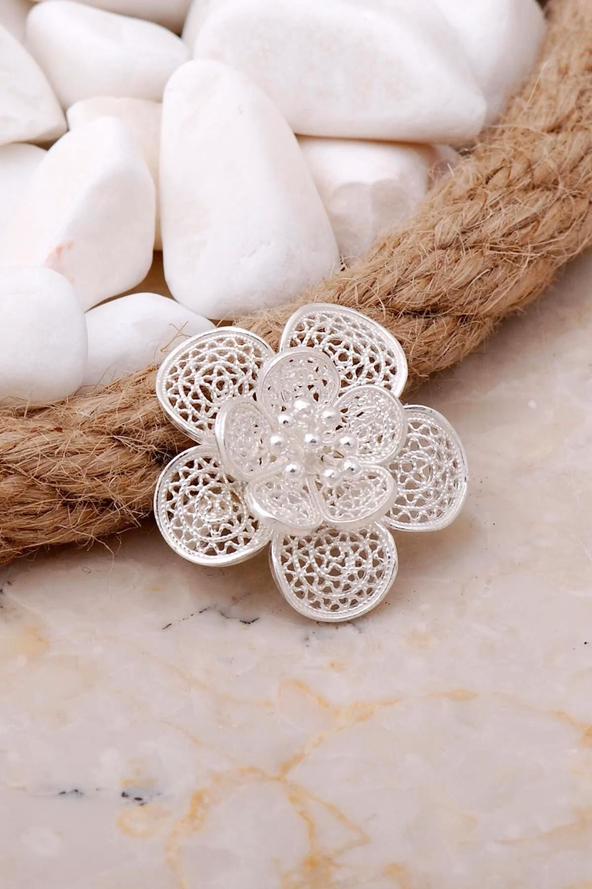 Handcrafted Sterling Silver Floral Brooch: Filigree Petal Design