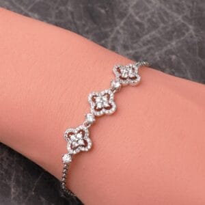 Handmade Zircon Sparkling Four Leaf Clover 925 Sterling Silver Bracelet