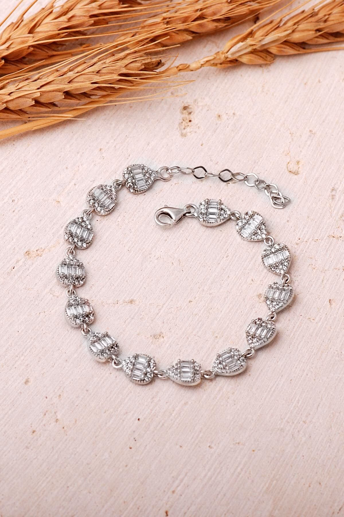 Handmade Baguette Zircon Heart Bracelet 925 Sterling Silver Rhodium Plated