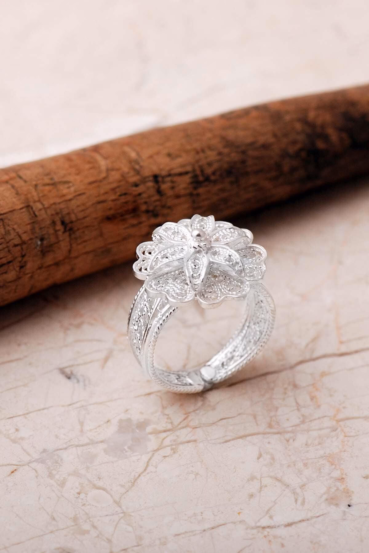 Handmade Filigree Daisy Flower 925 Sterling Silver Adjustable Ring - Image 2